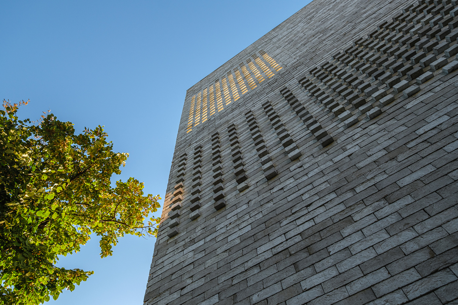 08_Dermenka-Facade-East-1