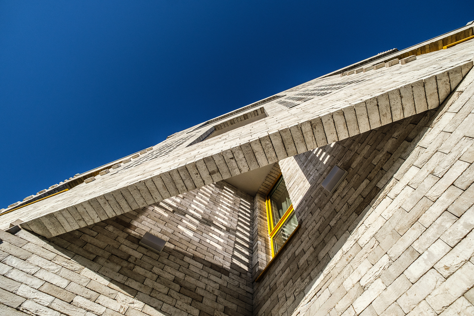 14_Dermenka-Facade-West-3